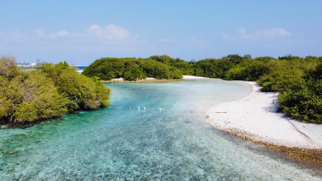 ホテル Iru Maldives スルスドゥー エクステリア 写真