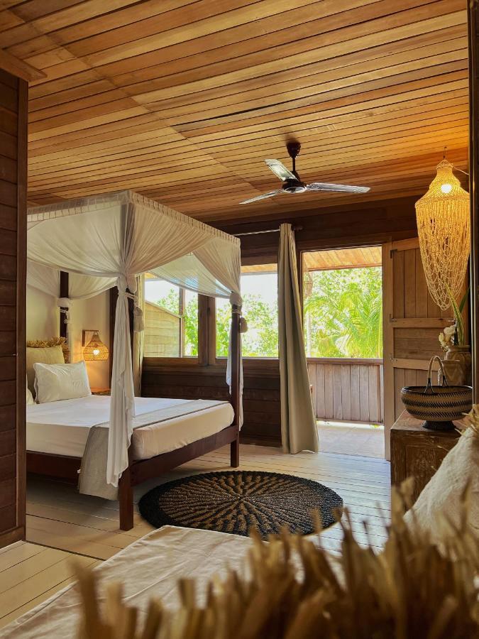 ホテル Iru Maldives スルスドゥー エクステリア 写真